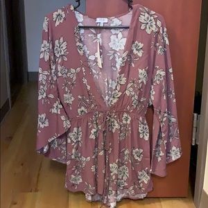 🌼 TOBI Floral Romper🌼